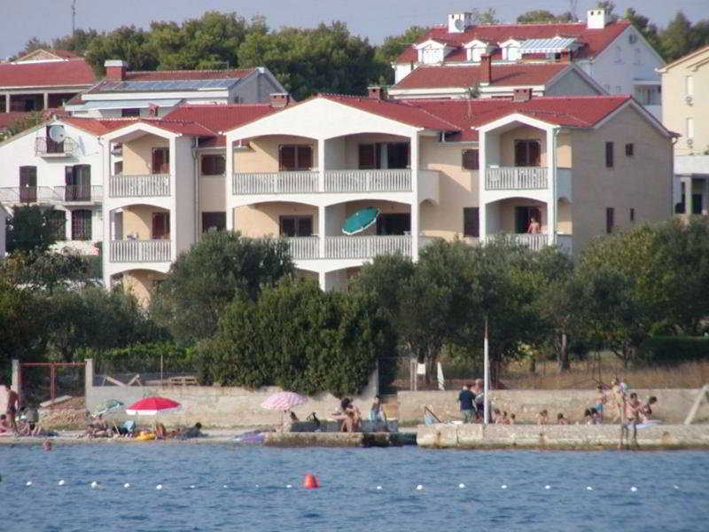 Adria Apartments Biograd Na Moru Bagian luar foto