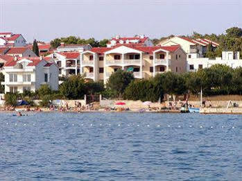 Adria Apartments Biograd Na Moru Bagian luar foto